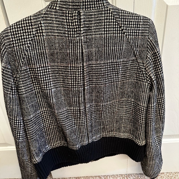 Zara basic plaid jacket.  Size L. - Picture 2 of 5